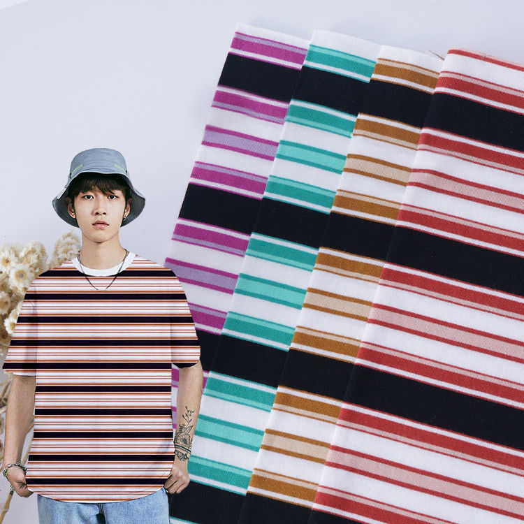 La suavidad multicolora modificada para requisitos particulares de la tela de la raya del algodón sudó el material absorbente el 175cm