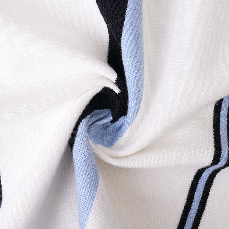 Amigable a la piel, cómodo, transpirable, buena textura, hilo teñido, tejido de algodón rayado para camiseta