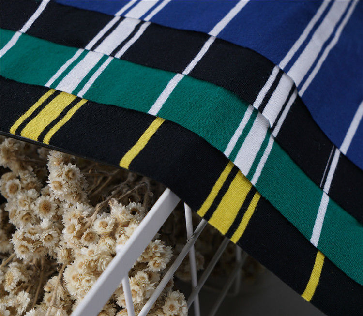 Tejido de material rayado de algodón natural y absorvente del sudor para camisetas resistente al desgarro
