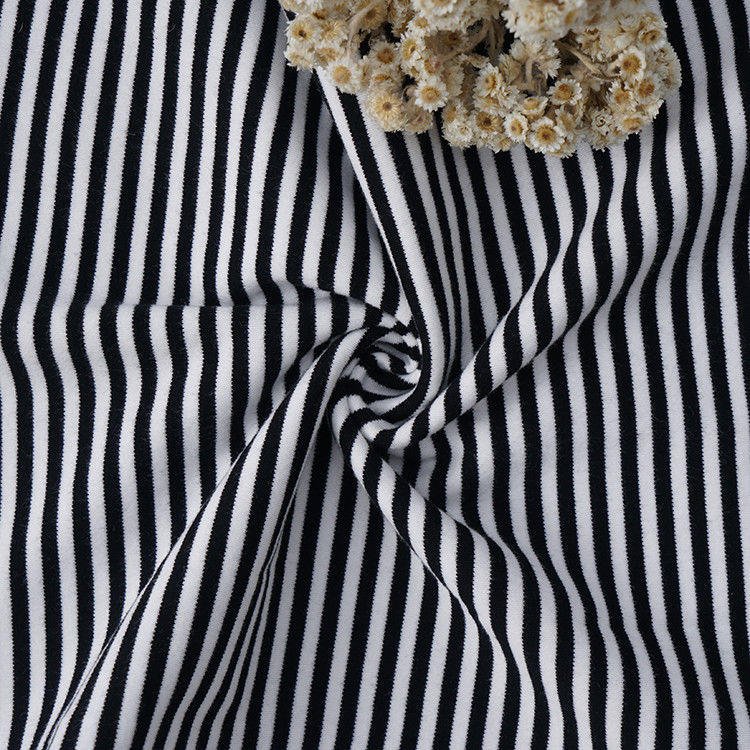 Tejido de punto a rayas duradero y suave y cómodo para la piel para camisetas casuales