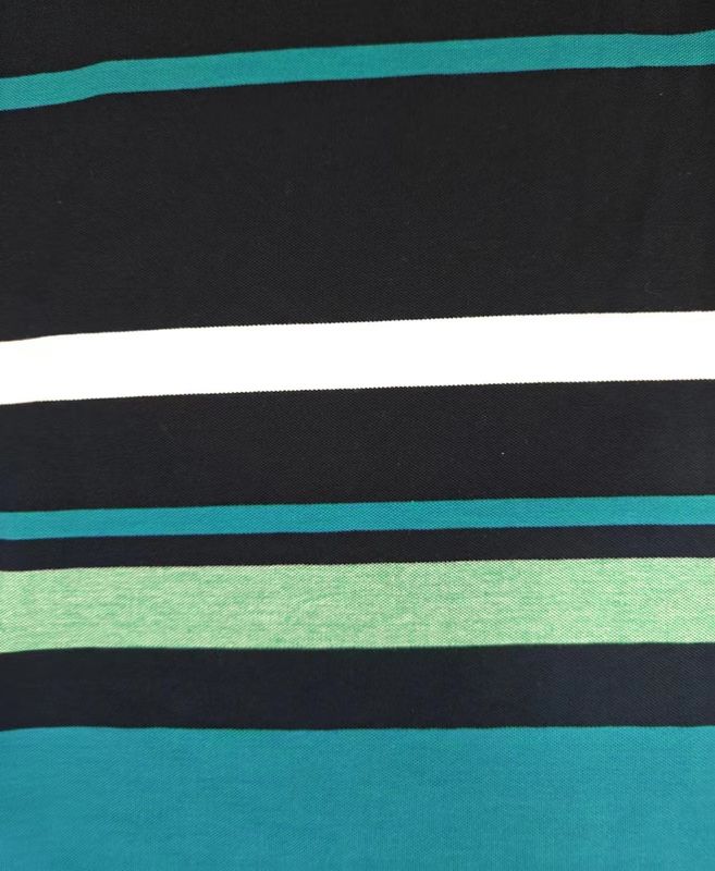Texto natural confortable y transpirable Tejido flexible de material rayado para camiseta de polo