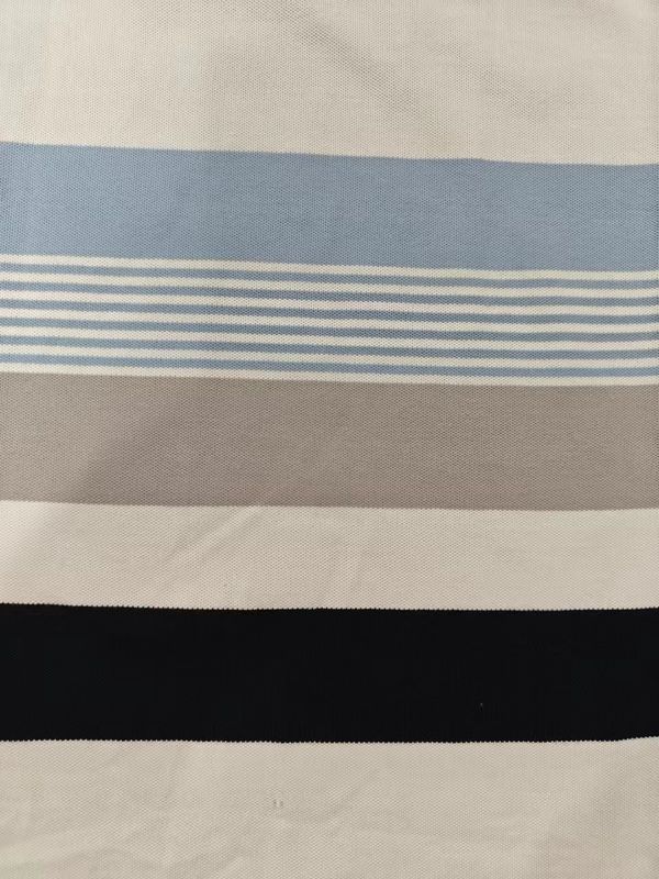 Fácil de cuidar para una camiseta de polo de tela de punto rayada saludable y transpirable y absorbente de sudor