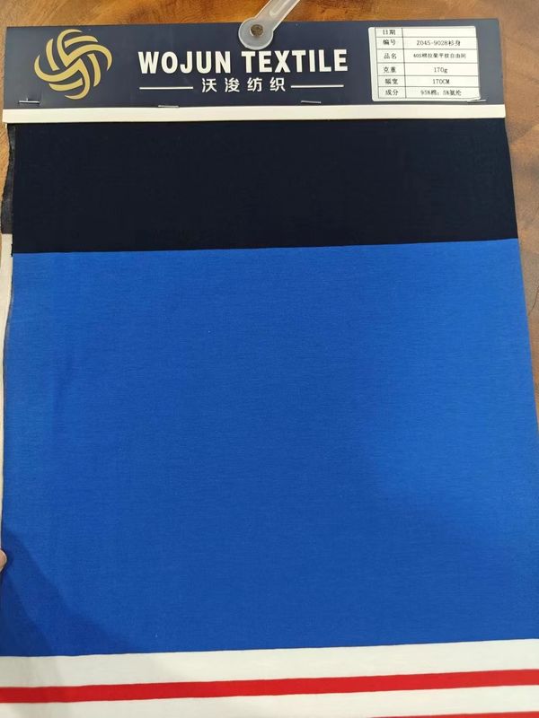 Tejido de punto de rayas suave y absorbente de humedad y amigable para la piel para camiseta