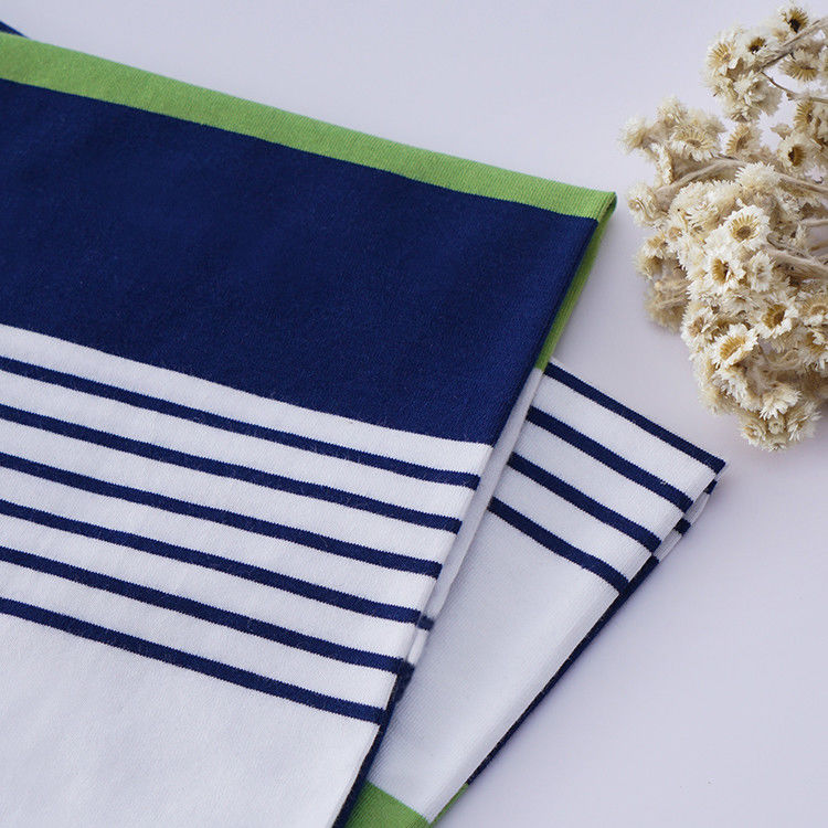 Tejido de punto con rayas higroscópicas para uso informal