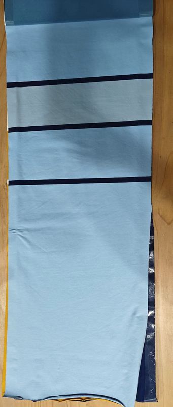 Fabricación de tejido natural con rayas para uso informal