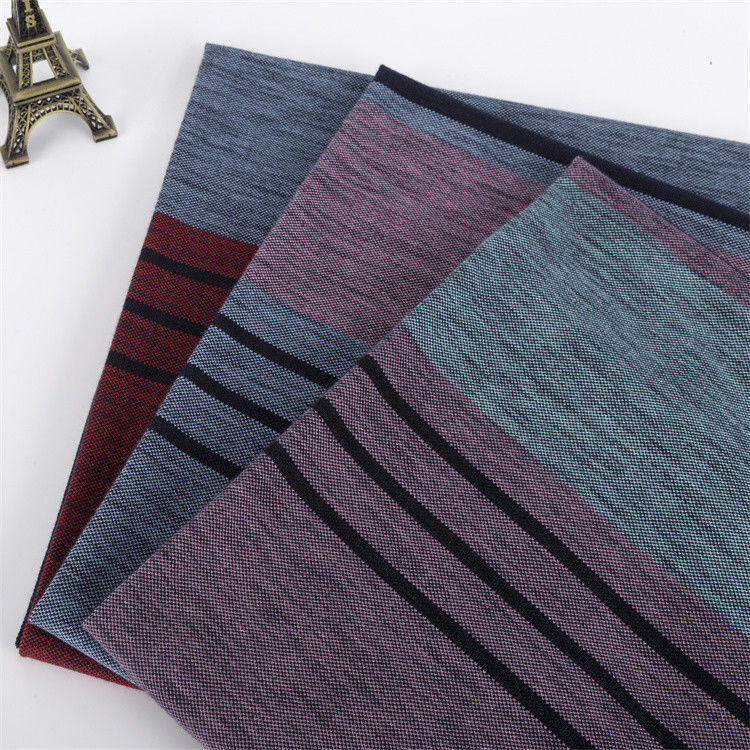 Tejido de punto con rayas para camisa de polo.