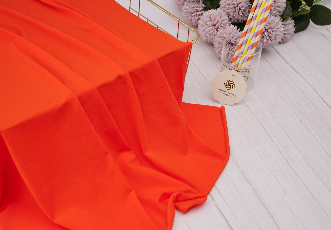 Tejido de punto natural de alta gama, brillante y cómodo, transpirable y rayado para camiseta