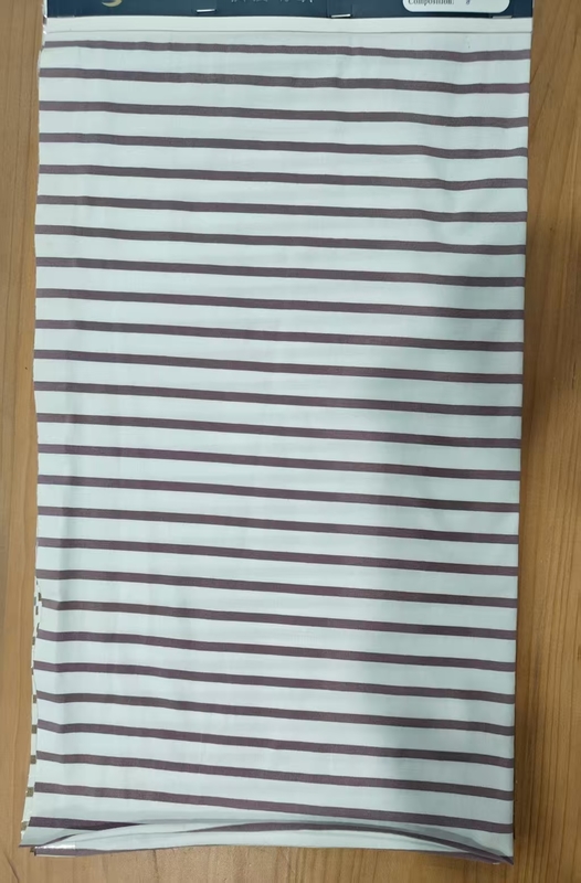 Tejido de punto a rayas de alta calidad, resistente al desgaste, cómodo, saludable y agradable para la piel para camisetas