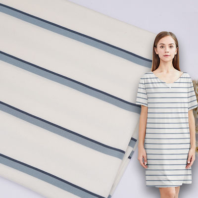 Un buen precio. Tejido de punto con rayas suaves y cómodas para uso casual en línea