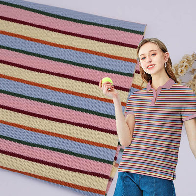 Un buen precio. Tejido de punto suave y de rayas suaves y absorbente de humedad para uso informal en línea