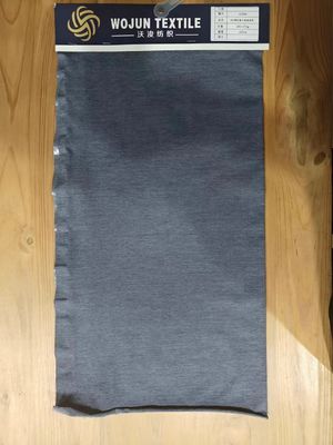 Un buen precio. Tejido de material rayado de alta calidad, cómodo y transpirable para camiseta de polo en línea