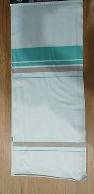 Un buen precio. Tejido de material rayado suave y cómodo para camiseta en línea