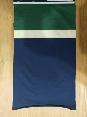 Tejido de material rayado transpirable confortable y resistente al desgaste para camisa de polo