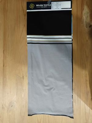 Respirante y seco, suave y amigable para la piel - Tejido de material rayado para uso informal