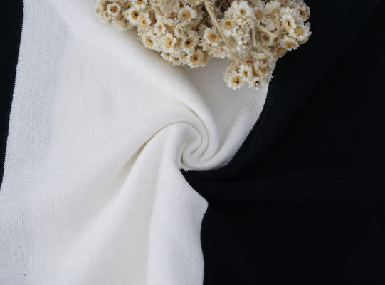 Tejido de material rayado para uso casual