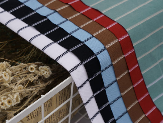 Un buen precio. Accesible a la piel, cómodo, de moda, fácil de cuidar, de material rayado, para uso informal en línea