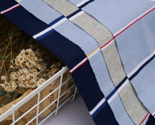 Un buen precio. Tejido de punto a rayas, transpirable, resistente al desgaste, agradable a la piel, antiarrugas y crujiente para camiseta en línea