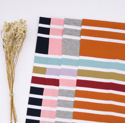 Un buen precio. Tejido de punto a rayas saludable, cómodo y transpirable para camiseta en línea