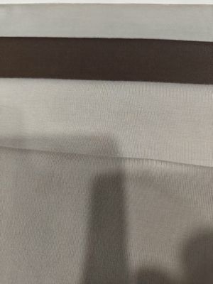 Un buen precio. Tejido de punto a rayas de algodón y spandex 21S para camisetas en línea