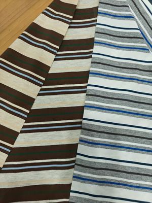 Un buen precio. Comfortable And Skin-Friendly Low Shrinkage Striped Knit Fabric For T-Shirt en línea